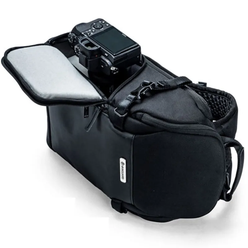 Vanguard VEO SELECT 46BR Slim Backpack in Black-3